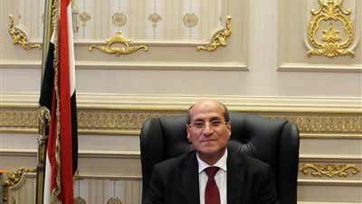 رئيس مجلس القضاء الأعلى يهنئ السيسي بشهر رمضان