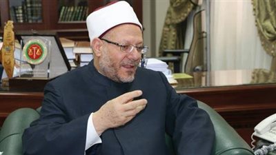 مفتي الجمهورية: الشريعة ترفض إيذاء المرأة بأيّ شكل.. والنبي لم يضرب أحدا من نسائه