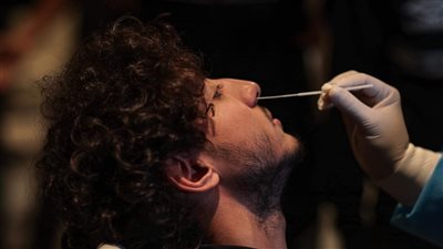 بعثة الأهلي تجري مسحة طبية استعدادًا للسفر إلى السودان