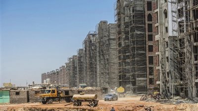 خبير عقاري: الأزمات العالمية أثرت على سوق العقارات.. والمستثمر الأجنبي يحتاج لغة أكثر احترافية