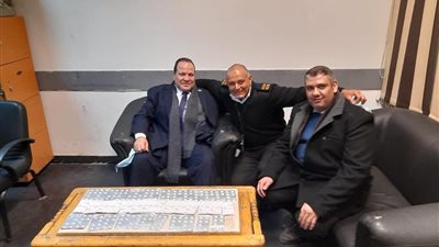 جمارك مطار القاهرة تضبط محاولة تهريب 280 قرصًا مخدرًا من جوهر الأفيون