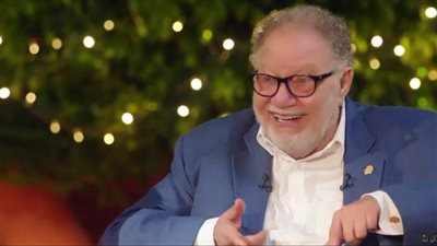 بسبب يوسف إدريس.. يحيي الفخراني يكشف عن سبب تقديمة لفوازير المناسبات 