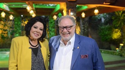 نبيل الحلفاوي صديقي المقرب وتنبأت بنجاح ليالي الحلمية.. أبرز تصريحات يحيي الفخراني مع إسعاد يونس