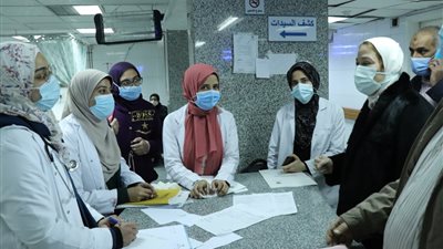 عميدة طب بنات الأزهر تجري زيارة مفاجئة لمستشفى الزهراء الجامعي: لا تهاون مع المقصر في عمله