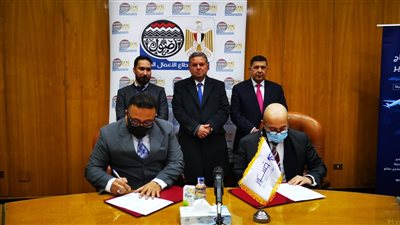 وزير قطاع الأعمال يشهد توقيع 10 اتفاقيات بين شركة جسور وعدد من المؤسسات العالمية والمحلية 