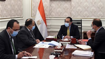 أبرزها الصكوك السيادية والموازنة.. رئيس الوزراء يتابع مع وزير المالية عددا من ملفات العمل