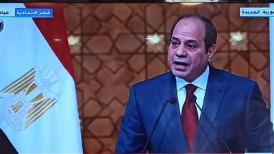 السيسي يثمن جهود الجزائر في محاربة الإرهاب