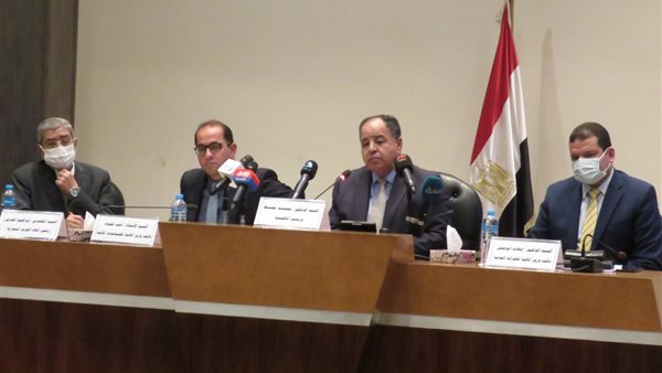  حوار مجتمعى مع الدكتور