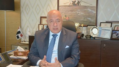 البنك الأهلي يكشف حقيقة إصدار شهادات بعائد 20% بعد رفع سعر الفائدة