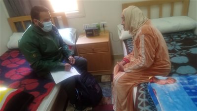 تبلغ 90 عامًا.. التضامن تنقذ سيدة مسنة كفيفة رفض أولادها رعايتها وتنقلها لدار رعاية | صور 