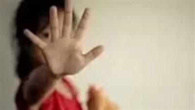 استغل تواجدها بمفردها.. النيابة تطلب التحريات في واقعة تحرش عامل بطفلة في أكتوبر