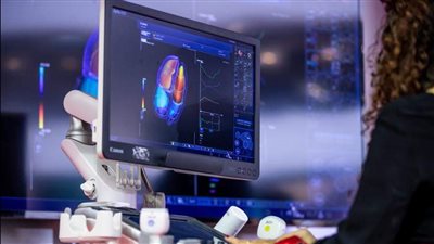 الرعاية الصحية تبحث سبل التعاون مع كبرى الشركات في التكنولوجيا الطبية والذكاء الاصطناعي