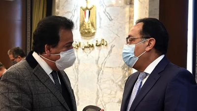 الصحة: أكثر من 73 مليون جرعة لقاح كورونا متاحة.. والتعاقد على عدة عقاقير لعلاج المواطنين