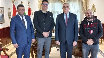 وفد من إدارة الوافدين بجامعة المنصورة في زيارة لسفارة دولة العراق بالقاهرة