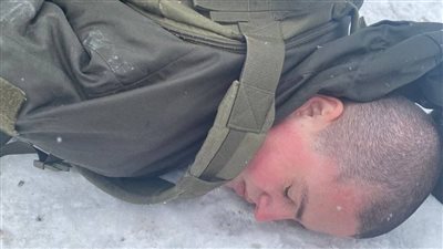 القبض على جندي أوكراني بتهمة قتل زملائه داخل إحدى الثكنات العسكرية 