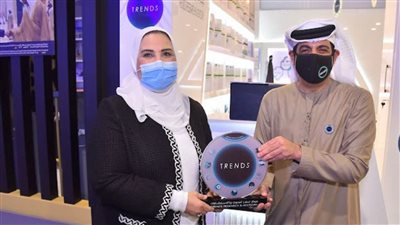 وزيرة التضامن تزور جناح الإمارات بـ معرض القاهرة الدولي للكتاب