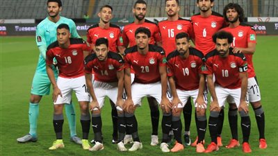 بعثة المنتخب تصل مطار القاهرة لاستقلال طائرة الأحلام إلى السنغال 