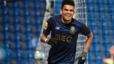 لويس دياز يوافق على الانتقال إلى ليفربول