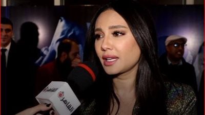 مي القاضي: الجمهور عرفني بـ خطوط حمراء.. وبخاف من الوقوف على المسرح