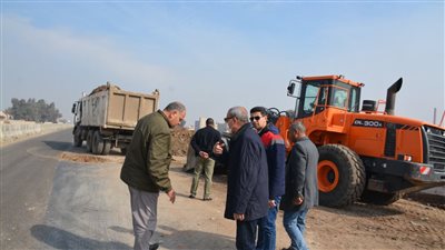  محافظ القليوبية يتابع أعمال النظافة والإشغالات بحي شرق شبرا الخيمة والخانكة