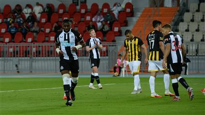 خلال معسكره بالسعودية.. نيوكاسل يونايتد يفوز على اتحاد جدة وديًا بهدفين 