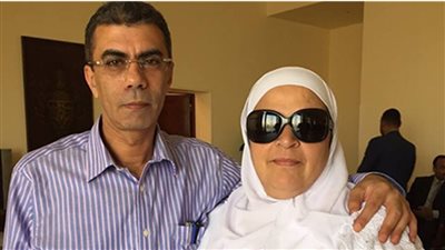 سمع القرآن كله وآخر كلامه لا إله إلا الله.. أرملة ياسر رزق تكشف تفاصيل الساعات الأخيرة في حياة الراحل 