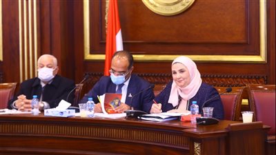 وزيرة التضامن أمام الشيوخ: نتصدى بقوة وحسم لأي مخالفة بدور الأيتام