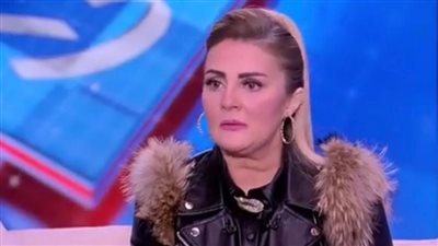 رانيا محمود ياسين: لم أتدخل في أزمة ياسمين عبد العزيز وشقيقي