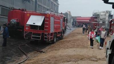 الحماية المدنية تسيطر على حريق مصنع ملابس في شبرا الخيمة │ صور 