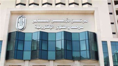 مركز الأزهر العالمي للفتوى: ابتزاز الناس والطعن في أعراضهم بالفيديوهات والصور المُفبركة أمر مُحرَّم