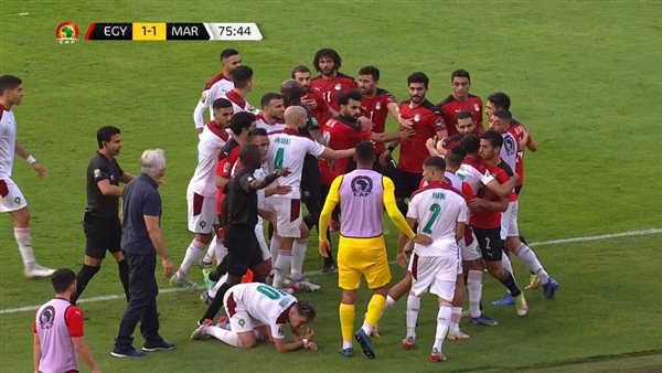 صور من المشادة