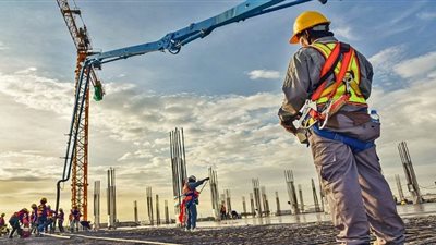 محمد غانم: الدولة خصصت 259.1 مليار جنيه لدعم قطاع التشييد والبناء 