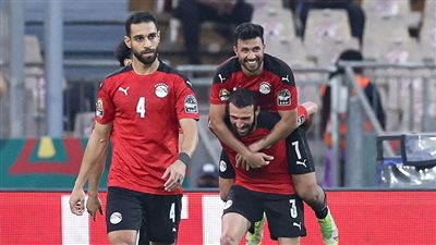 محمود جاد يعتدي على فوزي لقجع رئيس الاتحاد المغربي بعد مباراة مصر