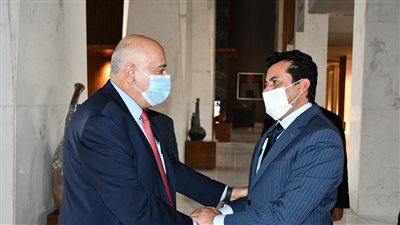  وزير الرياضة يلتقي نظيره الفلسطيني لمناقشة تفعيل تبادل الوفود الشبابية بين البلدين