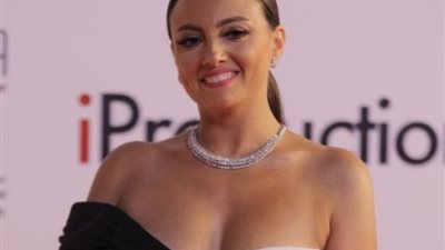  بشرى عن زيزي البدراوي في ذكرى وفاتها: اتعلمت منك أعراف المهنة