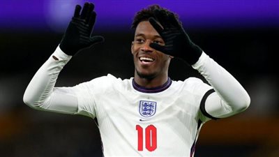 لن يمثل منتخب إنجلترا.. نجم تشيلسي يختار اللعب مع غانا في تصفيات كأس العالم 2022