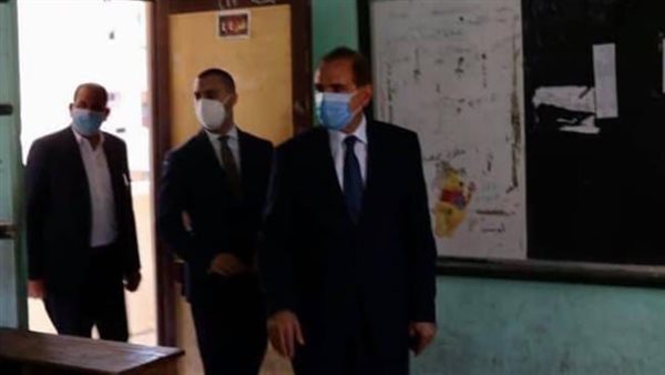 محافظ كفر الشيخ يتابع