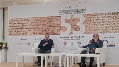 أحمد الشهاوي: اكتسبت لغتي من القرآن.. والصحافة قتلت كثيرًا من المبدعين