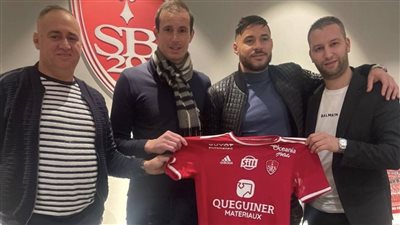 يوسف بلايلي يفوز بجائزة لاعب الشهر في بريست الفرنسي