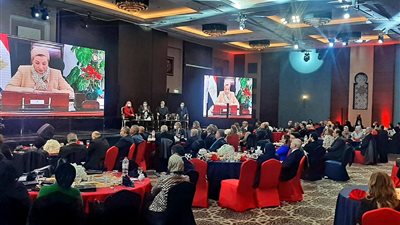 وزيرة البيئة: نستهدف الوصول لـ50% مشروعات خضراء عام 2025.. و100% بحلول 2050