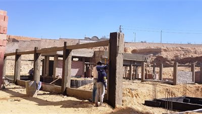 حي الكوثر بسوهاج يواصل متابعة مشروعات الصرف الصحي والإسكان | صور 