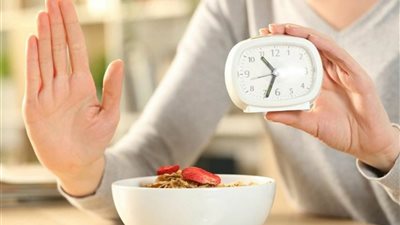 فوائد الصيام المتقطع.. بينها إنقاص الوزن وتحسين صحة القلب 