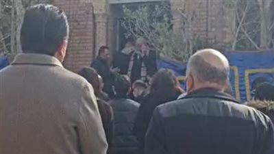 المئات يشاركون في تشييع جثمان اللواء عبدالسلام المحجوب بمقابر الأسرة | بث مباشر 