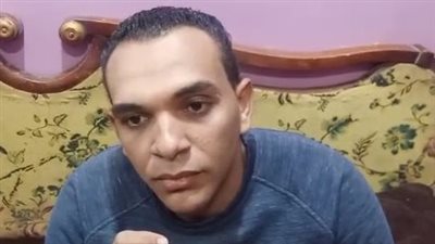 والد طفل الشيشة بأسوان بعد ضم أبنائه لحضانة والدته: سعيد بالحكم | بث مباشر