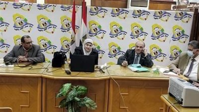 مدير تعليم الفيوم تُشدد على الشفافية أثناء تصحيح امتحانات الشهادة الإعدادية.. وتؤكد على مصلحة الطالب