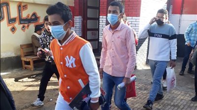 انتظام سير امتحانات نصف العام للشهادة الإعدادية بمدارس البحيرة في يومها الخامس | صور