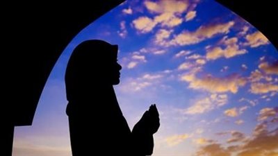 دعاء غرة رجب.. اللهم أنى أسألك من خيرك أكثر مما أستحق