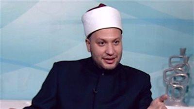 عالم أزهري عن قضية ضرب الرجل زوجته: لا يهينها إلا لئيم