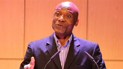 أنطوان بيل لـ القاهرة 24: مباراة مصر والكاميرون صعبة.. والفراعنة أصبحوا أقوياء بفضل محمد صلاح