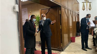 إجراءات احترازية مشددة في ثاني يوم لسحب ملفات التعيين بمجلس الدولة | صور 